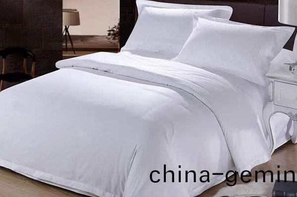 客房(fang)佈(bu)草