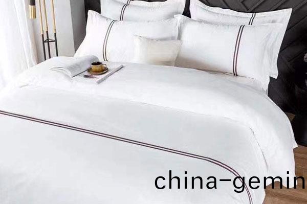 客(ke)房(fang)佈草(cao)