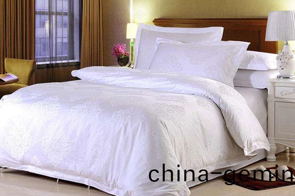 武漢(han)酒店一(yi)次(ci)性(xing)用(yong)品材質(zhi)如(ru)何選？